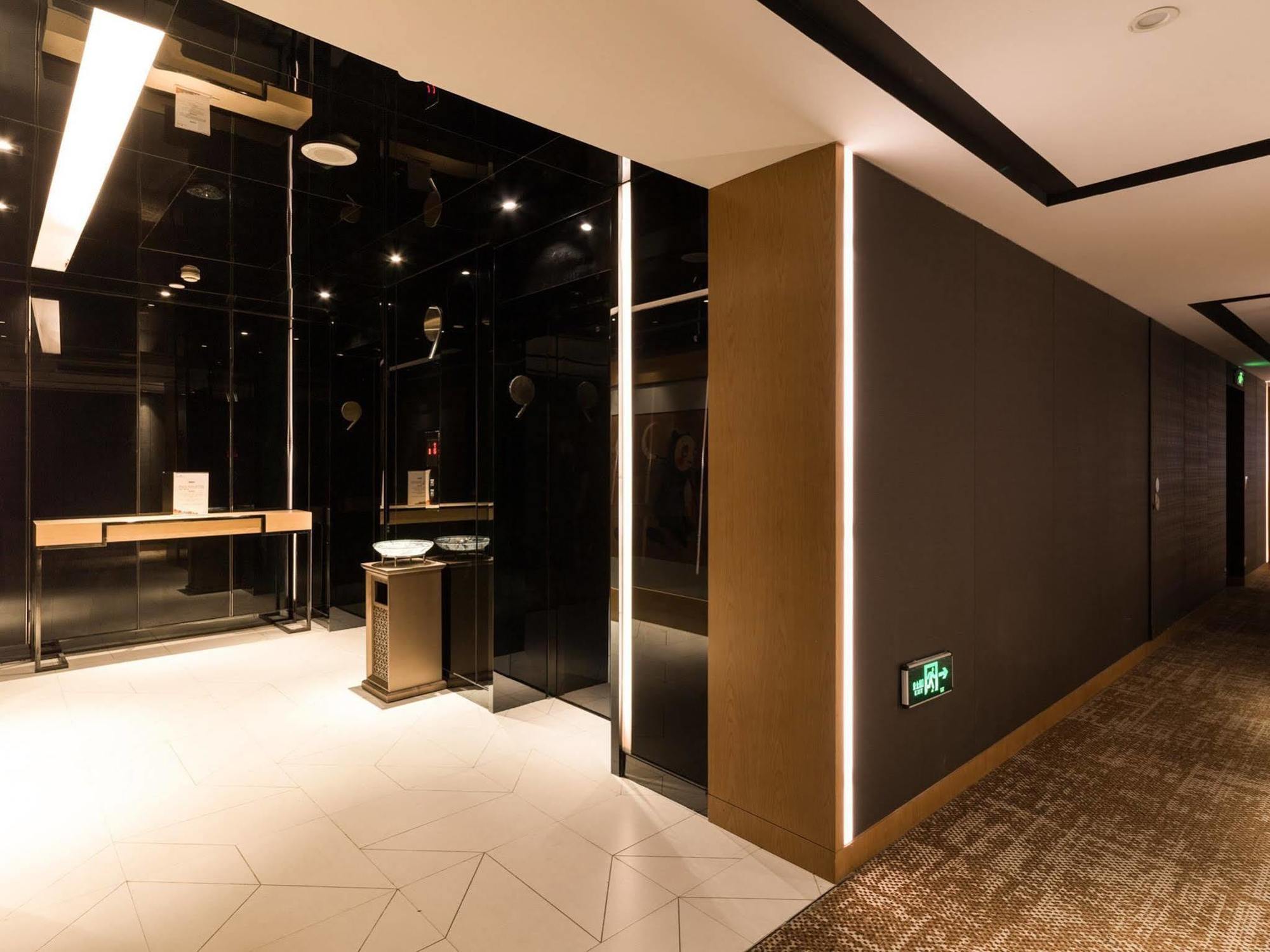Minimax Hotel Shanghai Songjiang Exterior photo